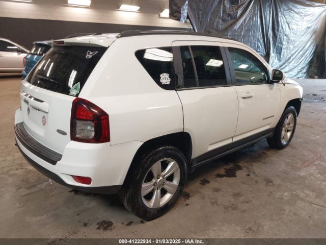 1C4NJDEB0ED661094 Jeep Compass Latitude