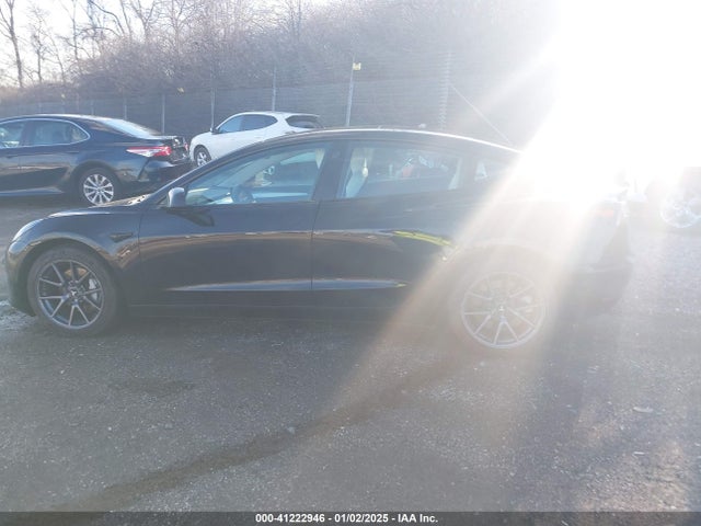 Tesla Model 3 Rear-wheel Drive 2022 5YJ3E1EA3NF352830 Image 15