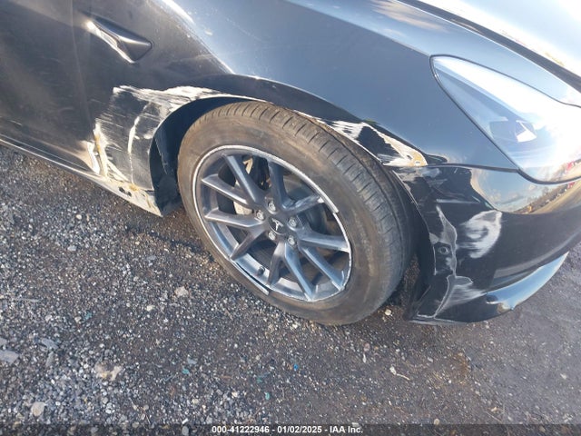 2022 TESLA MODEL 3 5YJ3E1EA3NF352830 Photo 5