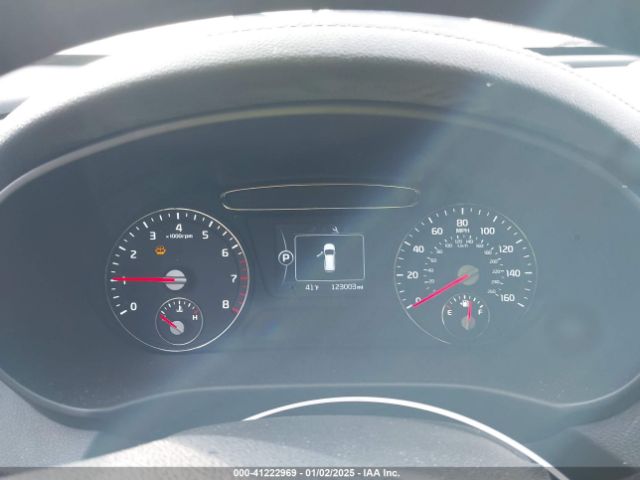 5XYPG4A3XHG205910 KIA Sorento 2.4l L