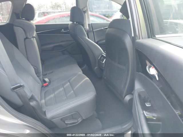 5XYPG4A3XHG205910 KIA Sorento 2.4l L
