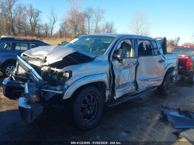 5TFEY5F12FX182229 Toyota Tundra Sr5 5.7l V8
