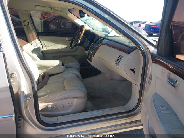2009 CADILLAC DTS 1G6KD57Y49U140597 Photo 4