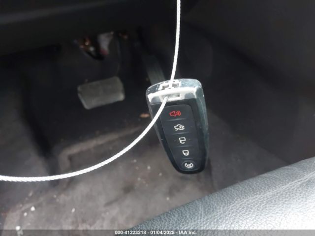 1FADP3J22GL313631 Ford Focus Titanium