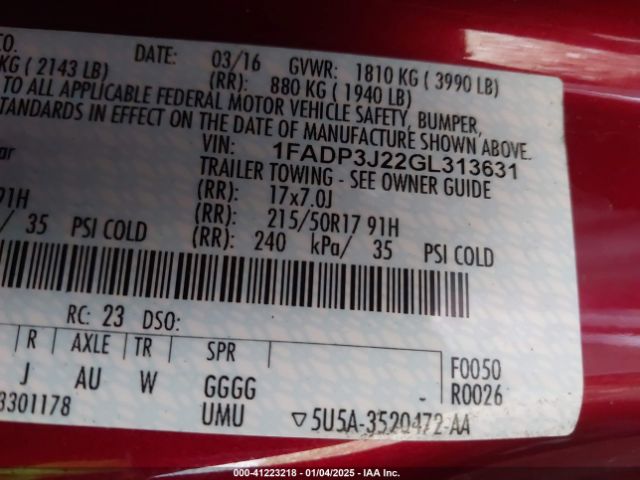 1FADP3J22GL313631 Ford Focus Titanium