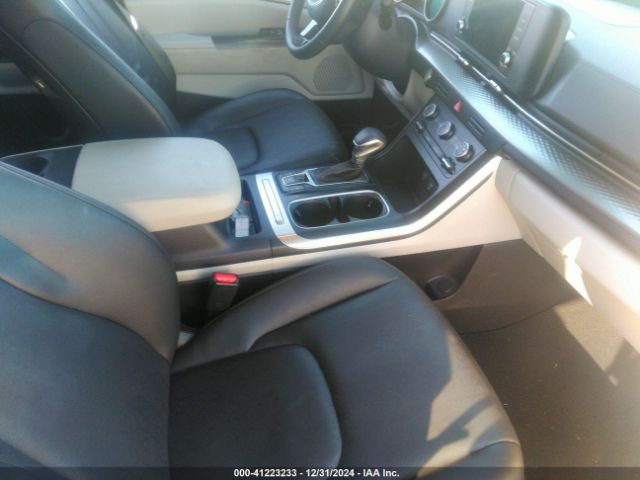 KNDNB4H30R6415707 KIA Carnival Mpv Lx Seat Package