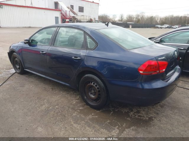 1VWAP7A39EC021773 Volkswagen Passat 2.5l S