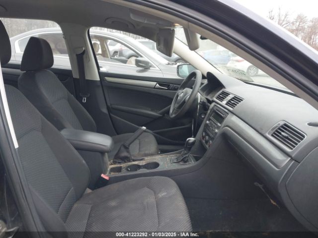1VWAP7A39EC021773 Volkswagen Passat 2.5l S