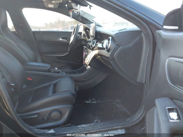 WDDSJ4GB1GN334884 Mercedes-Benz CLA 250 4MATIC