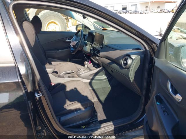 KM8K32AB4PU957841 Hyundai Kona Sel