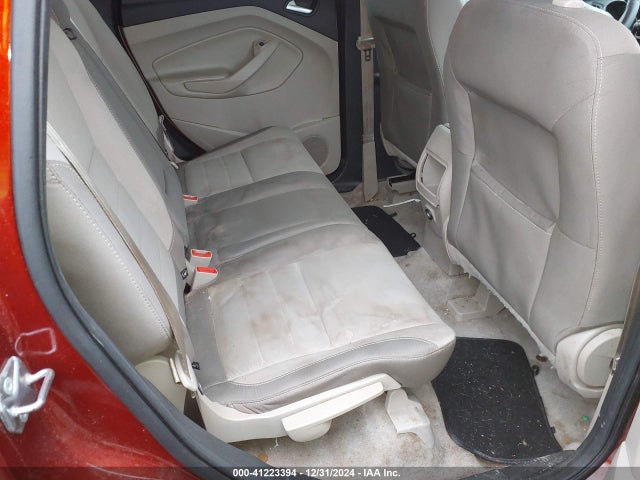1FMCU0GXXGUA64940 Ford ESCAPE SE