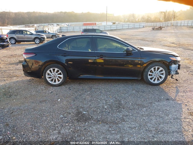 4T1C11AK0NU692739 Toyota CAMRY LE