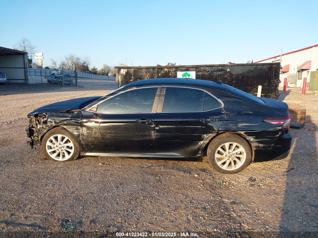 4T1C11AK0NU692739 Toyota CAMRY LE