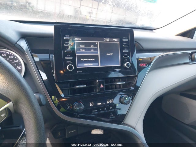 4T1C11AK0NU692739 Toyota CAMRY LE