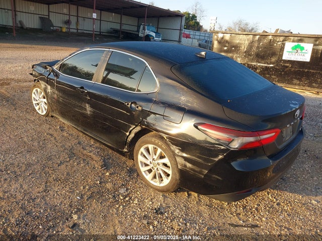4T1C11AK0NU692739 Toyota CAMRY LE