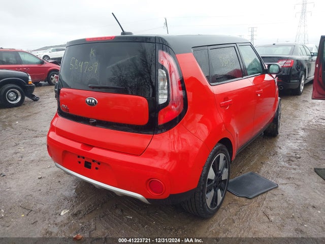 2018 KIA SOUL KNDJP3A52J7554709 Photo 3