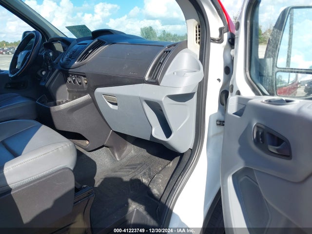 Ford Transit-250 2016 1FTYR2ZM5GKA61174 Image 5
