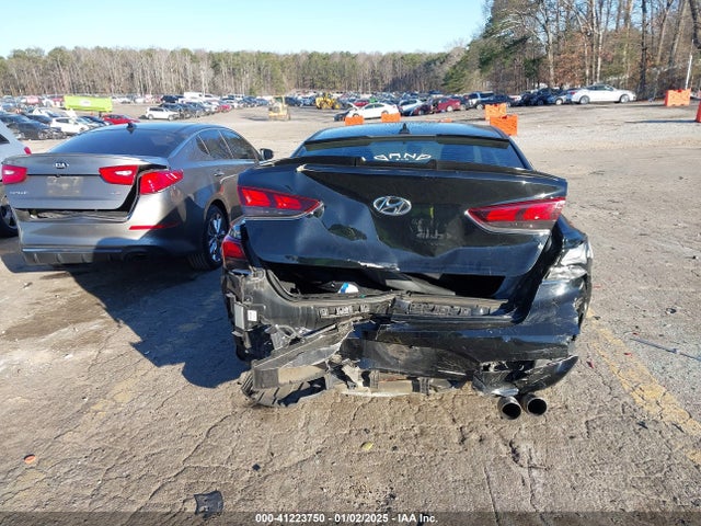 Hyundai SONATA SE 2019 5NPE24AF2KH734770 Image 17