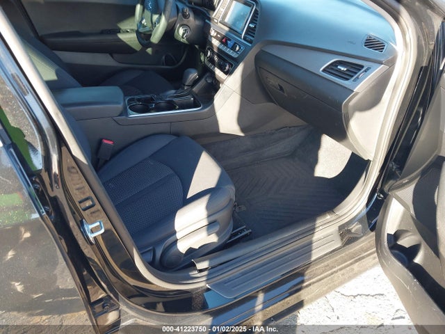 Hyundai SONATA SE 2019 5NPE24AF2KH734770 Image 5