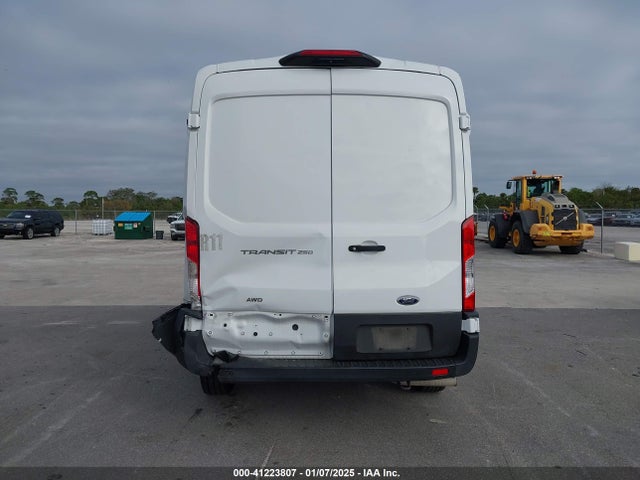 Ford Transit-250 2022 1FTBR2C81NKA64717 Image 16