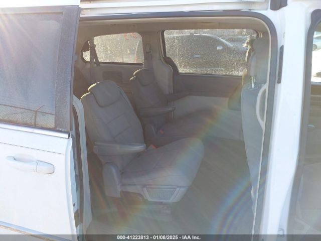 2010 CHRYSLER TOWN & COUNTRY 2A4RR5D18AR310587 Photo 7