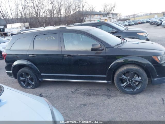 3C4PDCGG0JT515916 Dodge Journey Crossroad