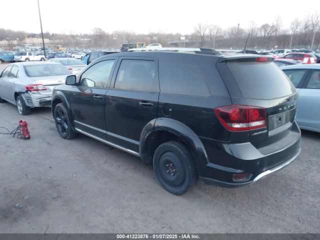 3C4PDCGG0JT515916 Dodge Journey Crossroad