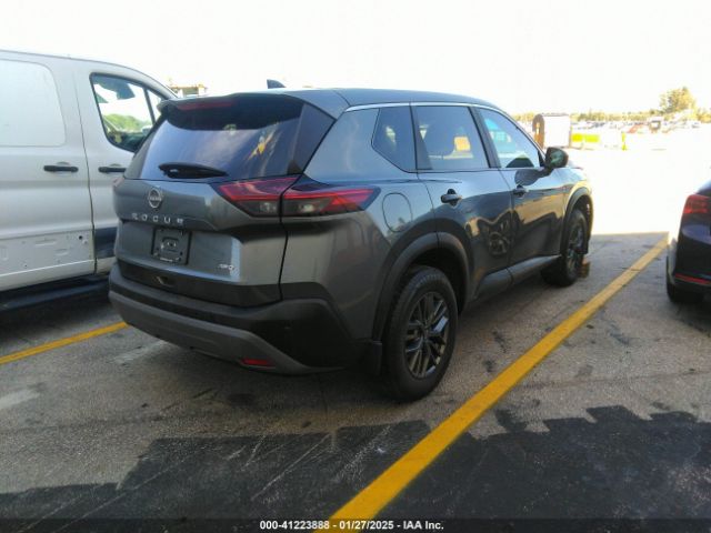 5N1BT3AB1PC756040 Nissan Rogue S Intelligent Awd