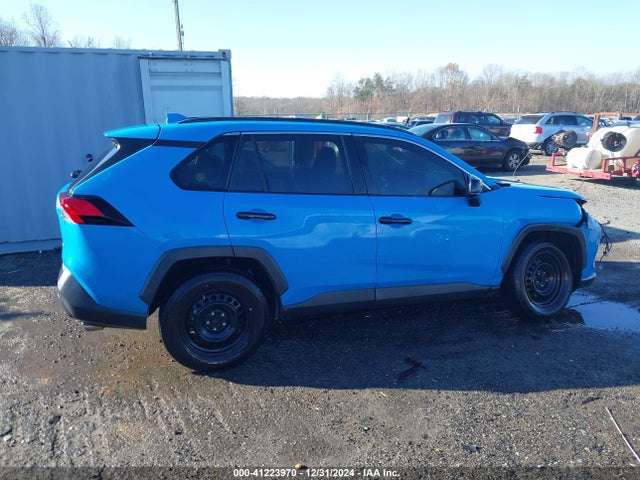 Toyota RAV4 LE 2019 2T3H1RFV2KW013371 Image 13