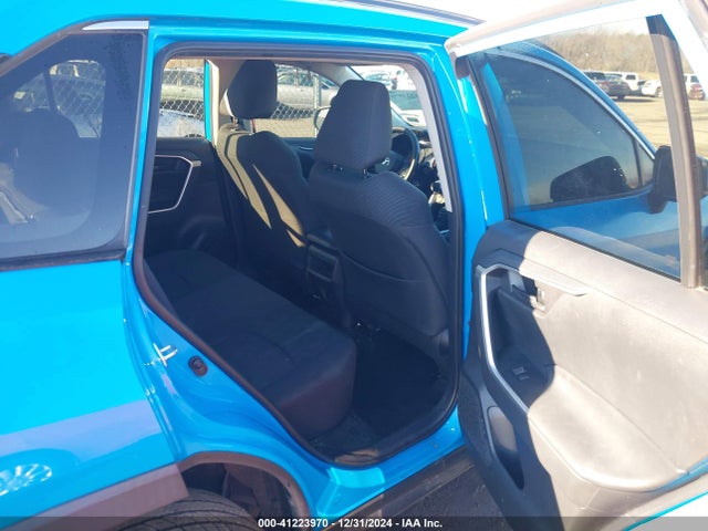 Toyota RAV4 LE 2019 2T3H1RFV2KW013371 Image 8