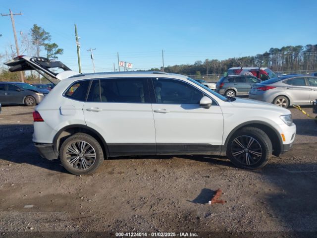 3VV3B7AX7JM024517 Volkswagen Tiguan 2.0t Se/2.0t Sel