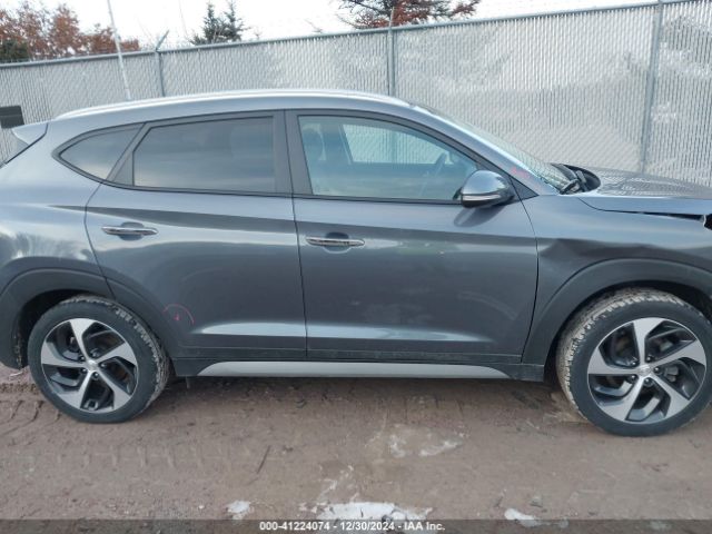 KM8J3CA25JU670260 Hyundai Tucson Limited