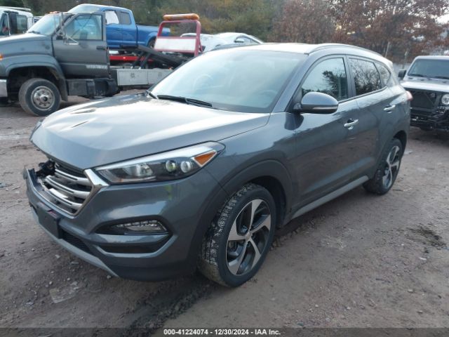 KM8J3CA25JU670260 Hyundai Tucson Limited