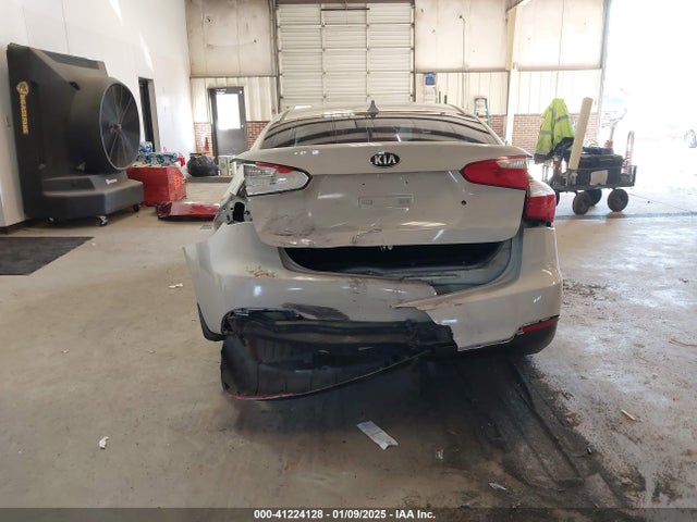 KIA FORTE LX 2015 KNAFK4A67F5374693 Image 16