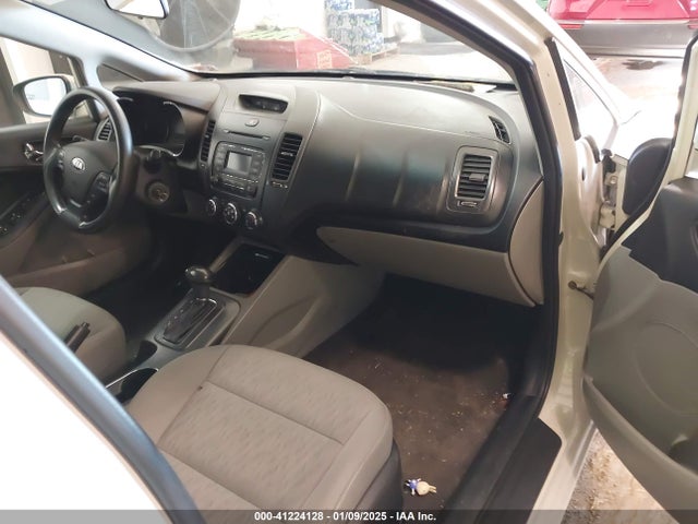 KIA FORTE LX 2015 KNAFK4A67F5374693 Image 5