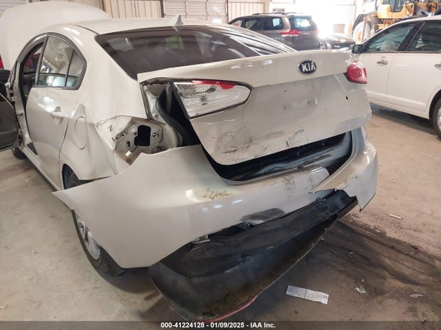 KIA FORTE LX 2015 KNAFK4A67F5374693 Image 6