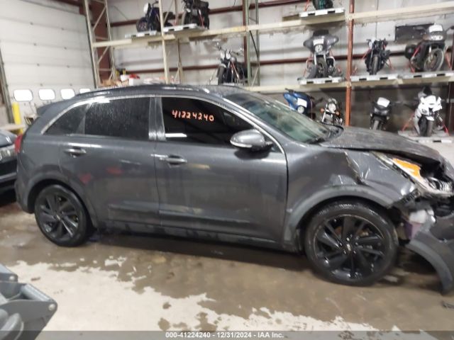 KNDCC3LC3J5150152 KIA NIRO EX