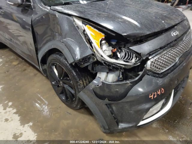 KNDCC3LC3J5150152 KIA NIRO EX