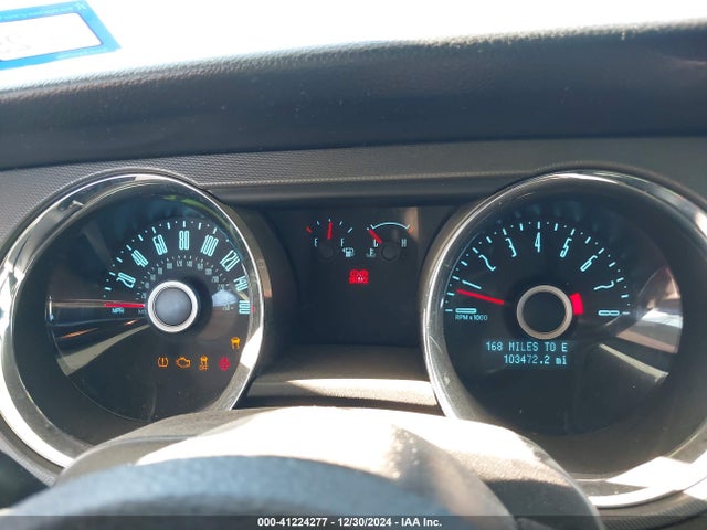 1ZVBP8AM3E5217196 Ford Mustang V6