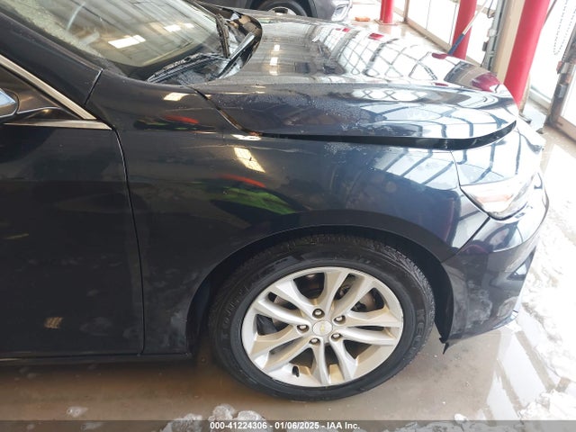 1G1ZJ5SU1HF228625 Chevrolet MALIBU HYBRID