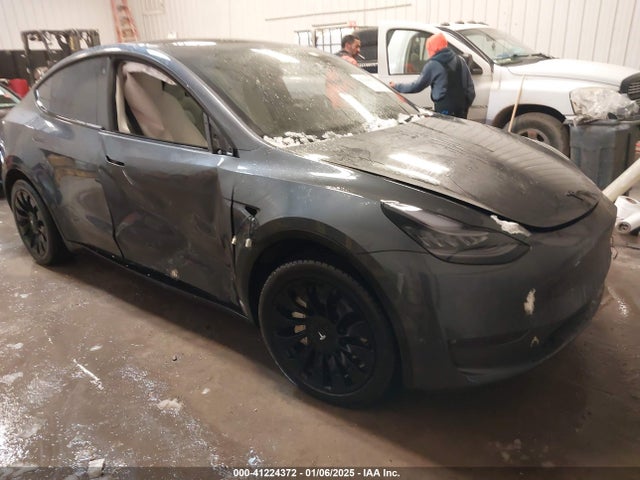 2021 TESLA MODEL Y 5YJYGDEE9MF109820 Photo 0