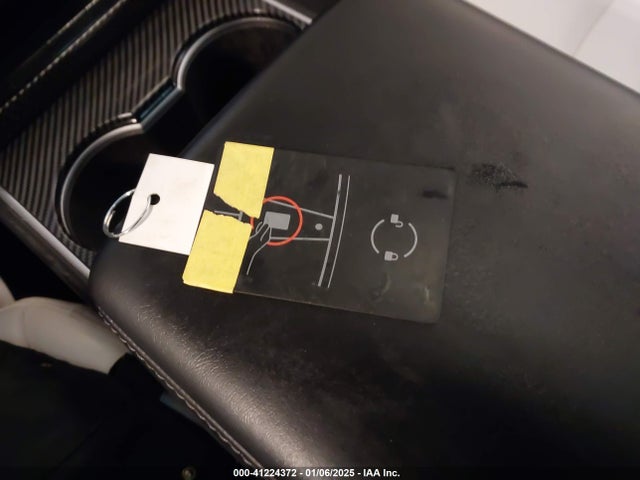 2021 TESLA MODEL Y 5YJYGDEE9MF109820 Photo 10