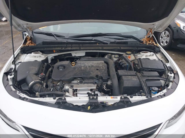 1G1ZE5ST9HF230215 Chevrolet MALIBU 1LT