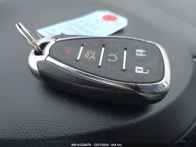 1G1ZE5ST9HF230215 Chevrolet MALIBU 1LT