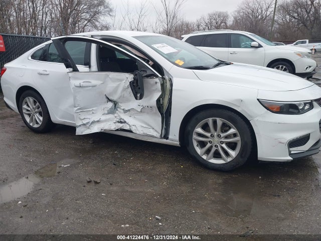 1G1ZE5ST9HF230215 Chevrolet MALIBU 1LT