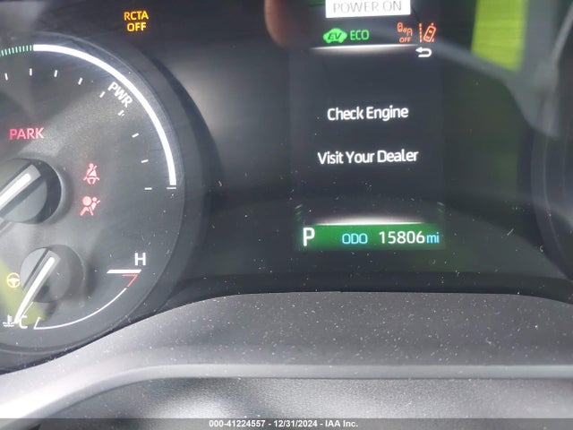 Toyota SIENNA LE 2024 5TDKRKEC3RS187306 Image 16