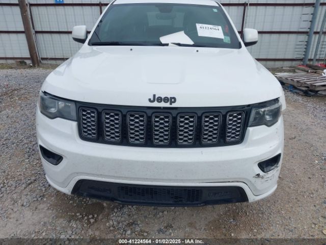 1C4RJEAG2JC460158 Jeep Grand Cherokee Altitude 4x2