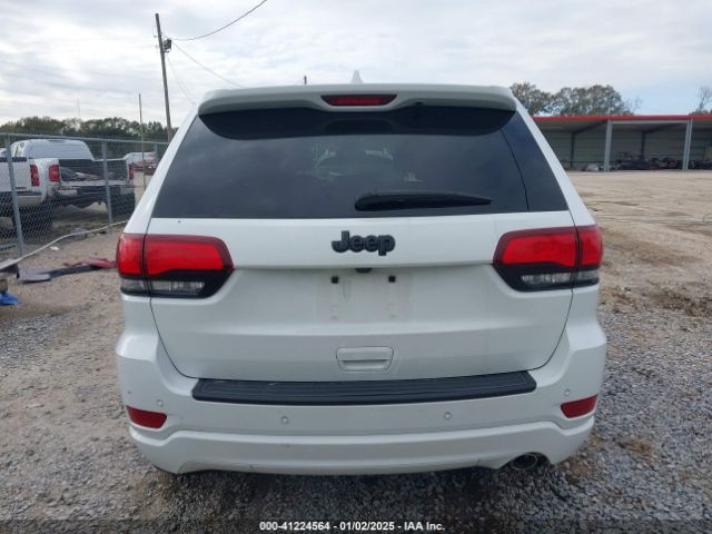 1C4RJEAG2JC460158 Jeep Grand Cherokee Altitude 4x2