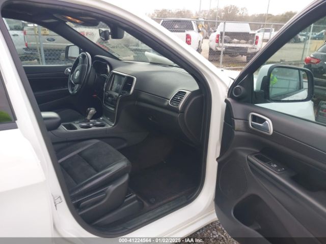 1C4RJEAG2JC460158 Jeep Grand Cherokee Altitude 4x2