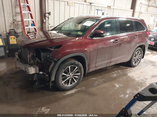 Toyota Highlander Xle 2018 5TDJZRFH6JS867817 Image 2